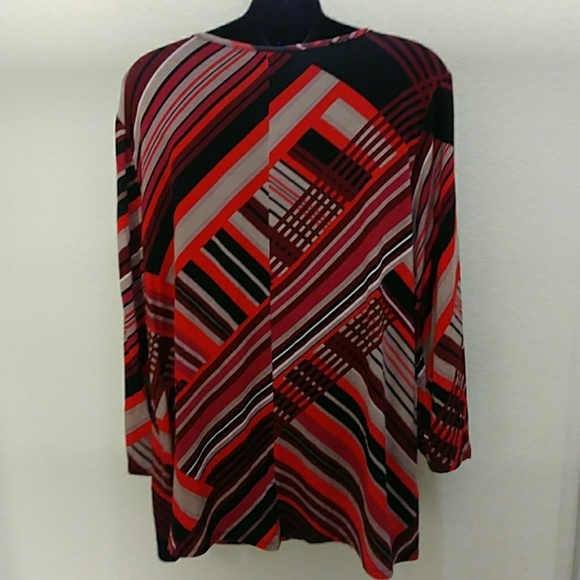 Dana Buchman Long Sleeved Tunic 🍷 - Picture 4 of 7